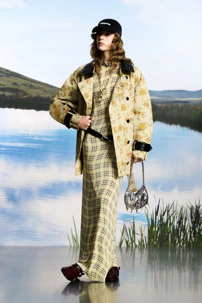 Look 17